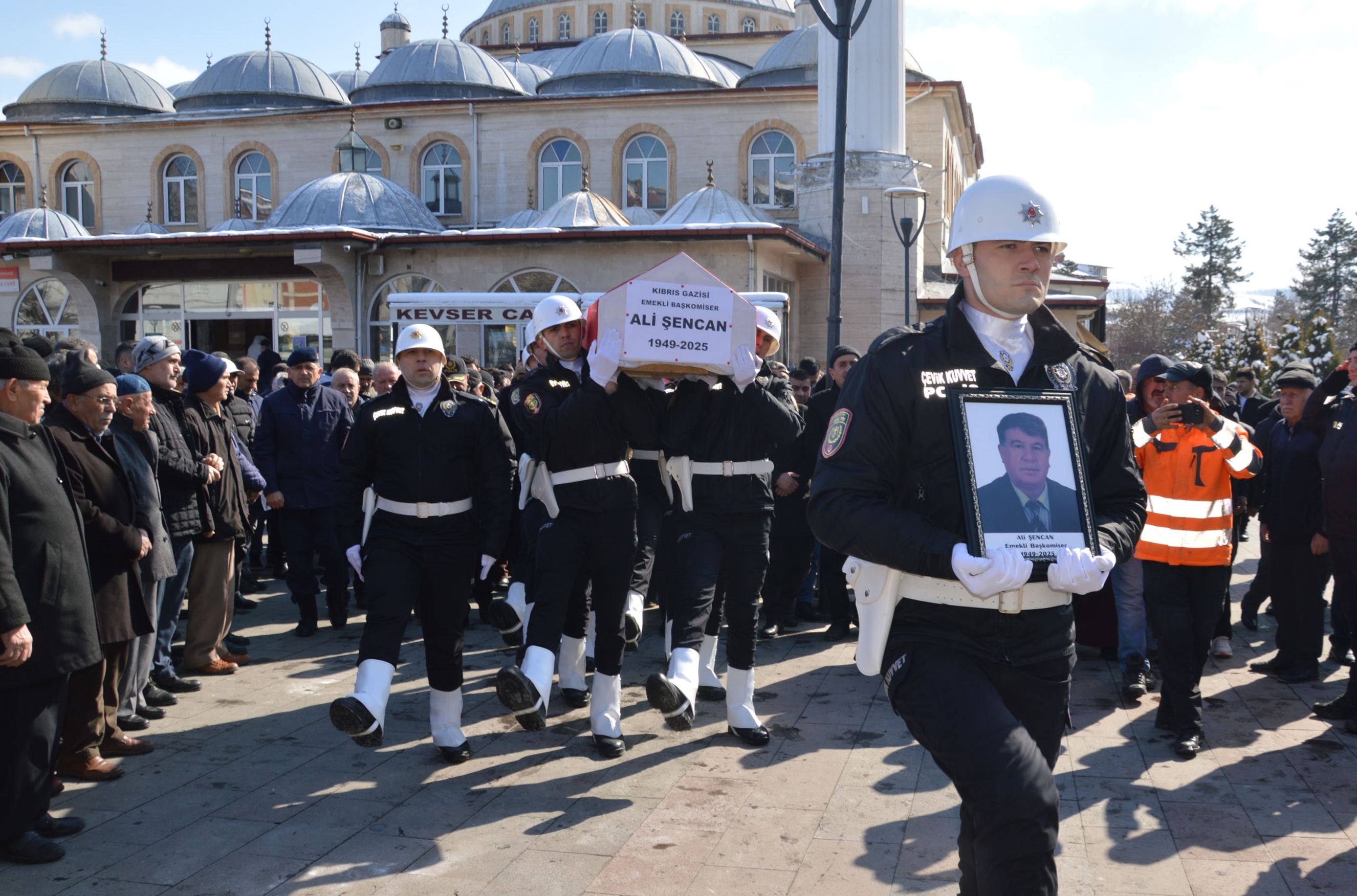 Şencan'ın cenazesi Samsun'da toprağa verildi