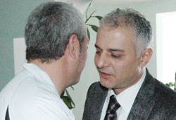 Asal başarılar diledi