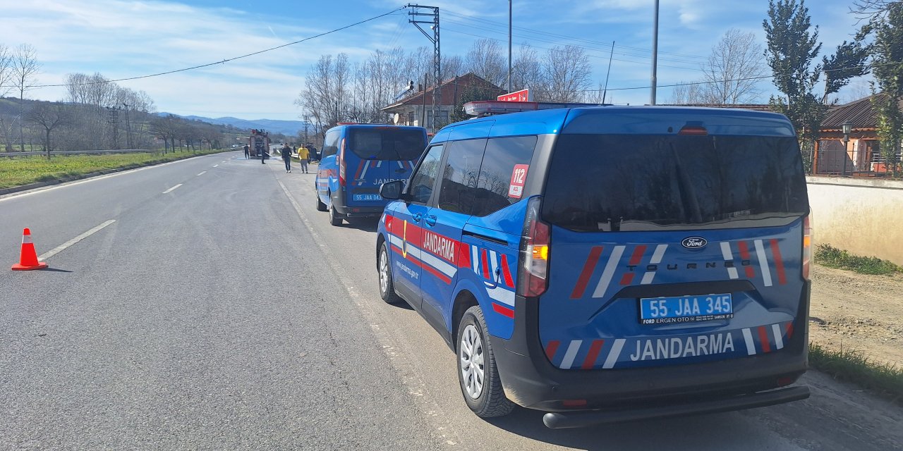 Elektrikli bisiklet sürücüsü trafik kazasında yaşamını yitirdi.