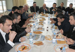 Mesai mantığıyla hizmet olmaz
