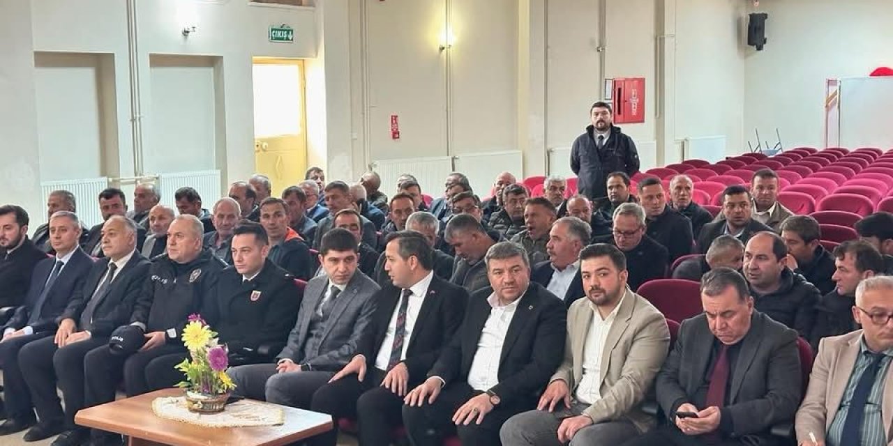 Alaçam'da muhtarlar toplantısı gerçekleştirildi
