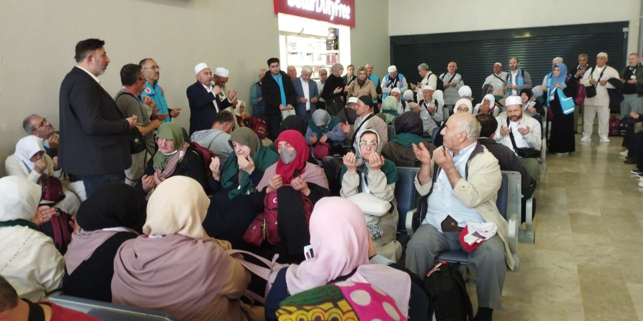 İlk hacı kafileleri yola çıktı