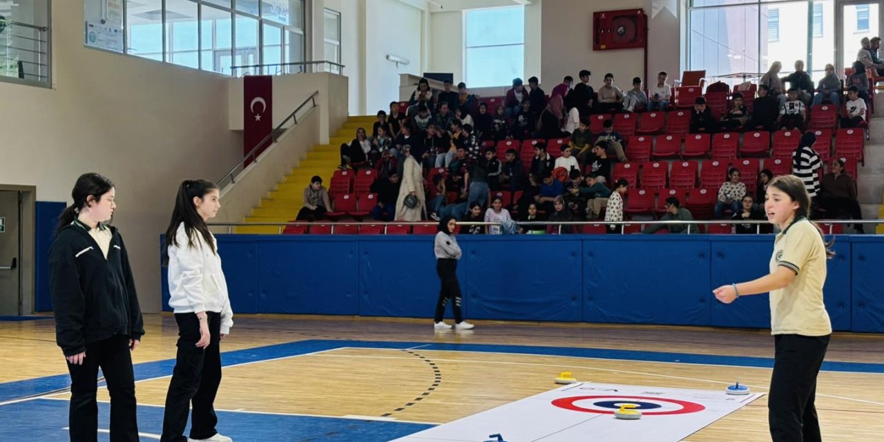 Floor Curling Turnuvası ilgi gördü