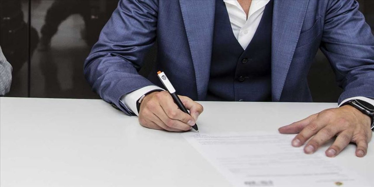 Transfer tescil dönemleri belirlendi