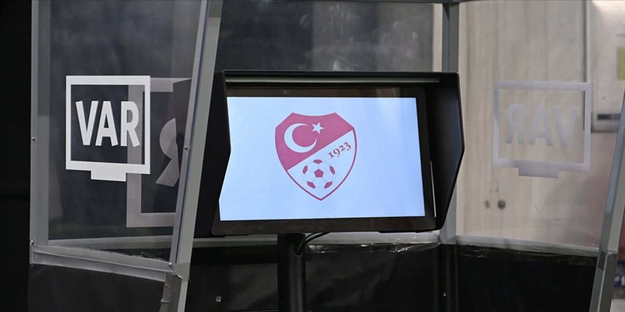 Türk hakemleri de VAR olarak atanacak