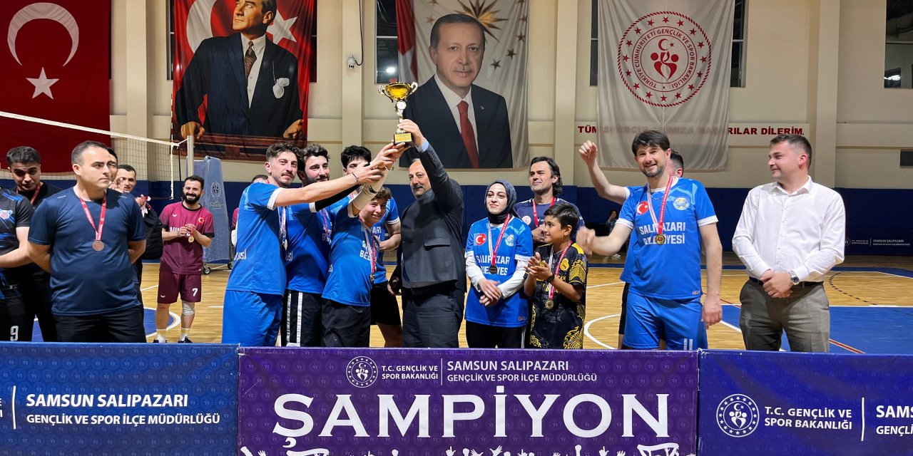 Salıpazarı'nda voleybol turnuvası yapıldı