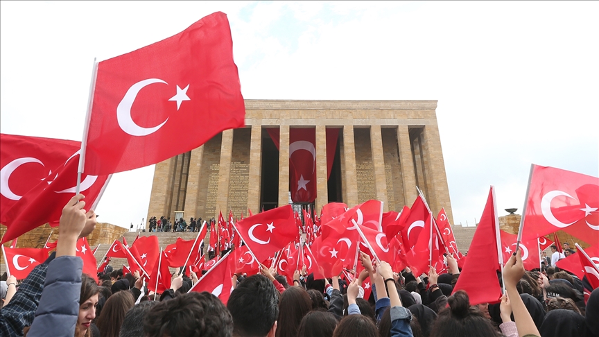 Tüm Branşlardan Anlamlı Paylaşımlar: “Gençliğe Emanet”
