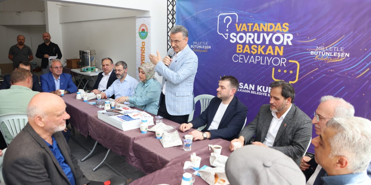 Vatandaşlardan gelen talep ve önerileri dinledi