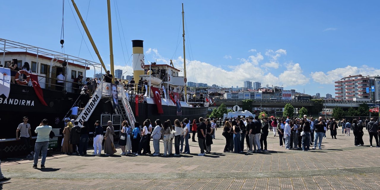 19 Mayıs'ta yoğun ilgiyle ziyaret edildi
