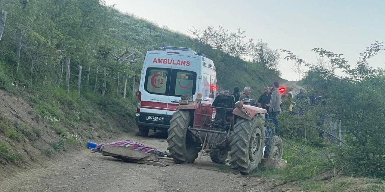 Devrilen traktörün sürücüsü hayatını kaybetti