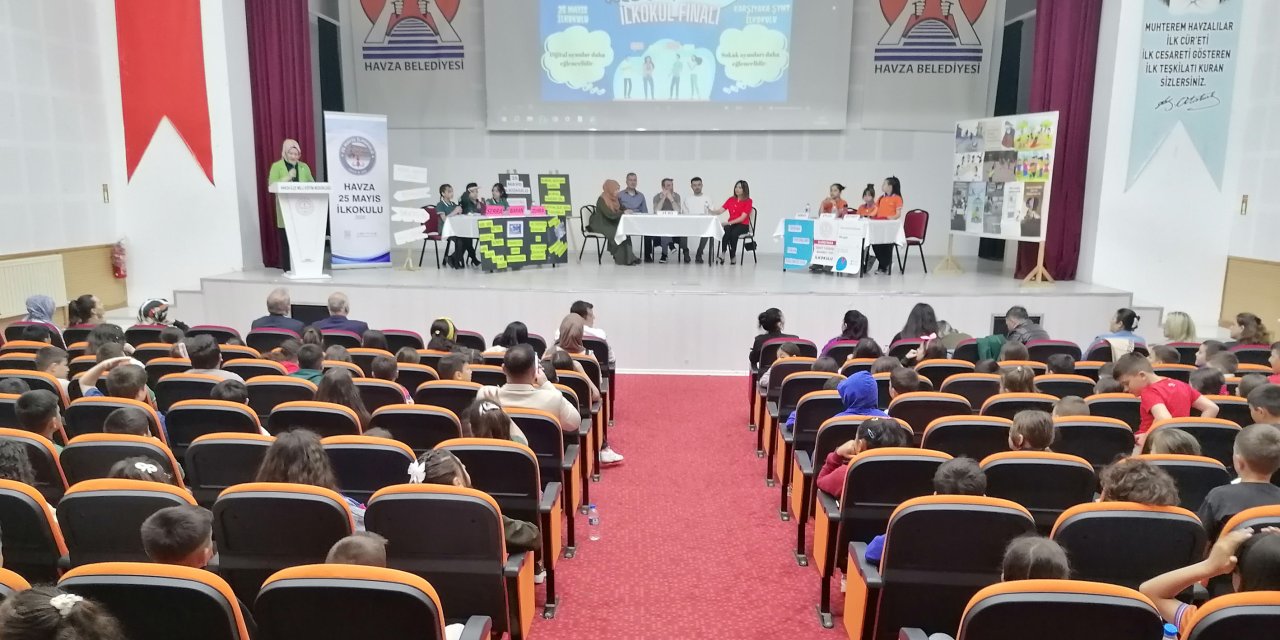 Münakaşa Değil Münazara Yarışması finalleri yapıldı