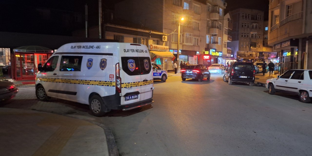 3 kişi bıçaklayan 2 kişi gözaltına alındı