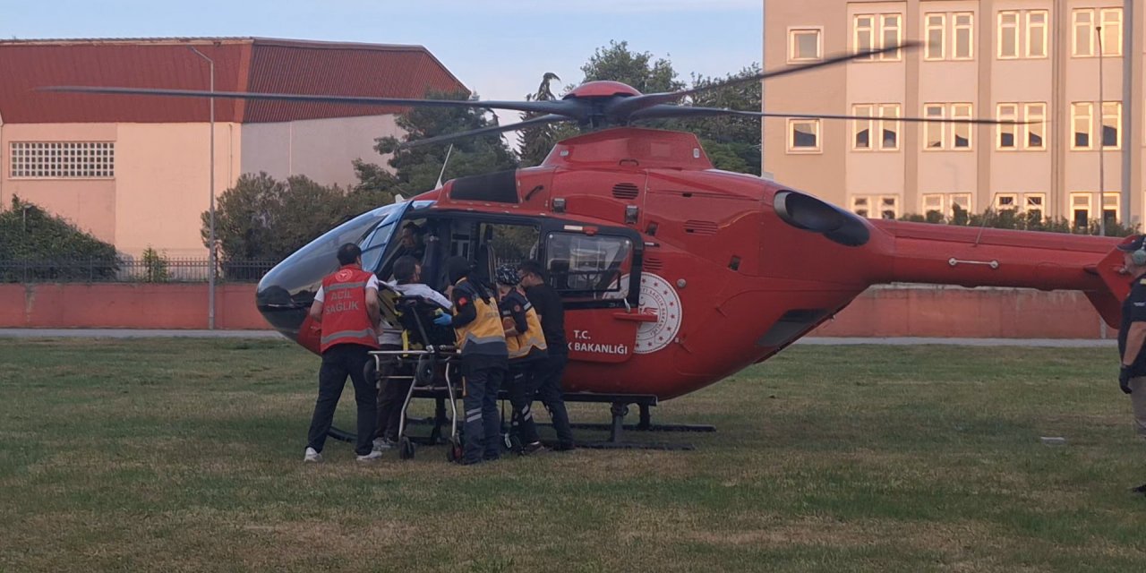 Kalp krizi geçiren hasta helikopterle hastaneye kaldırıldı