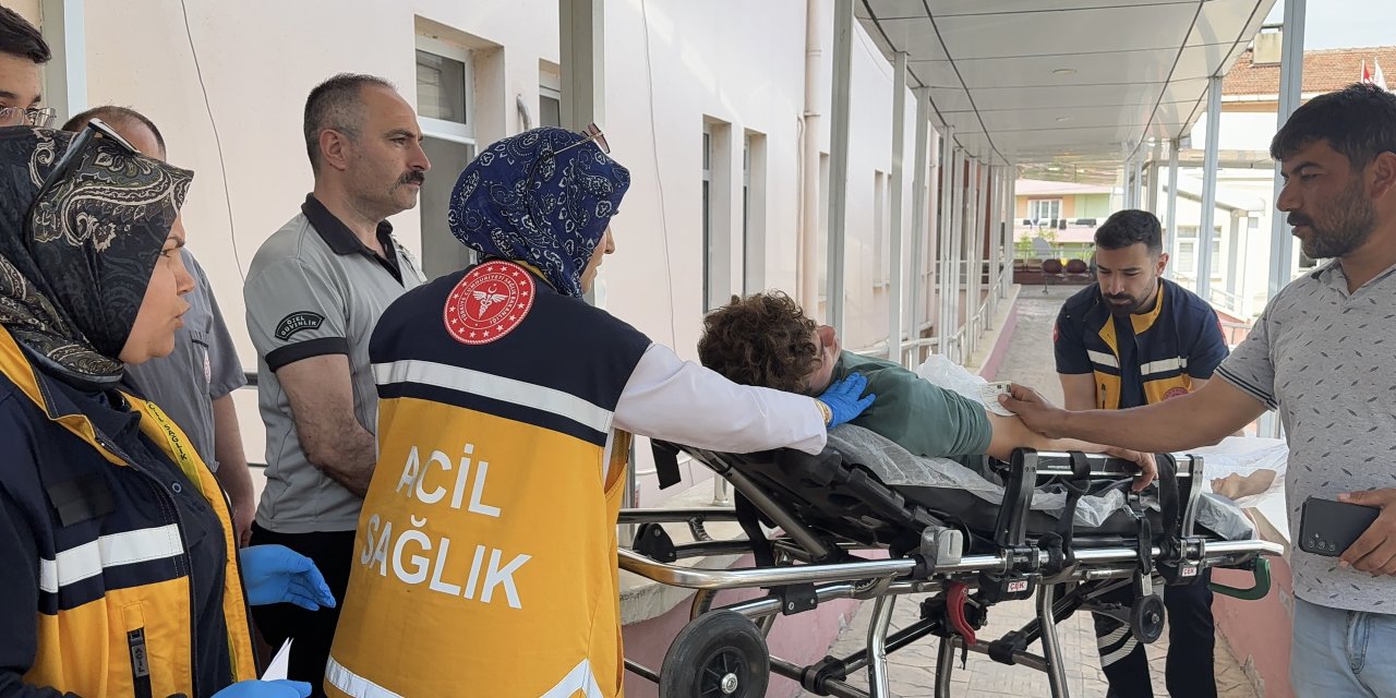 Tartıştığı kişiyi bıçakla yaralayan şüpheli yakalandı