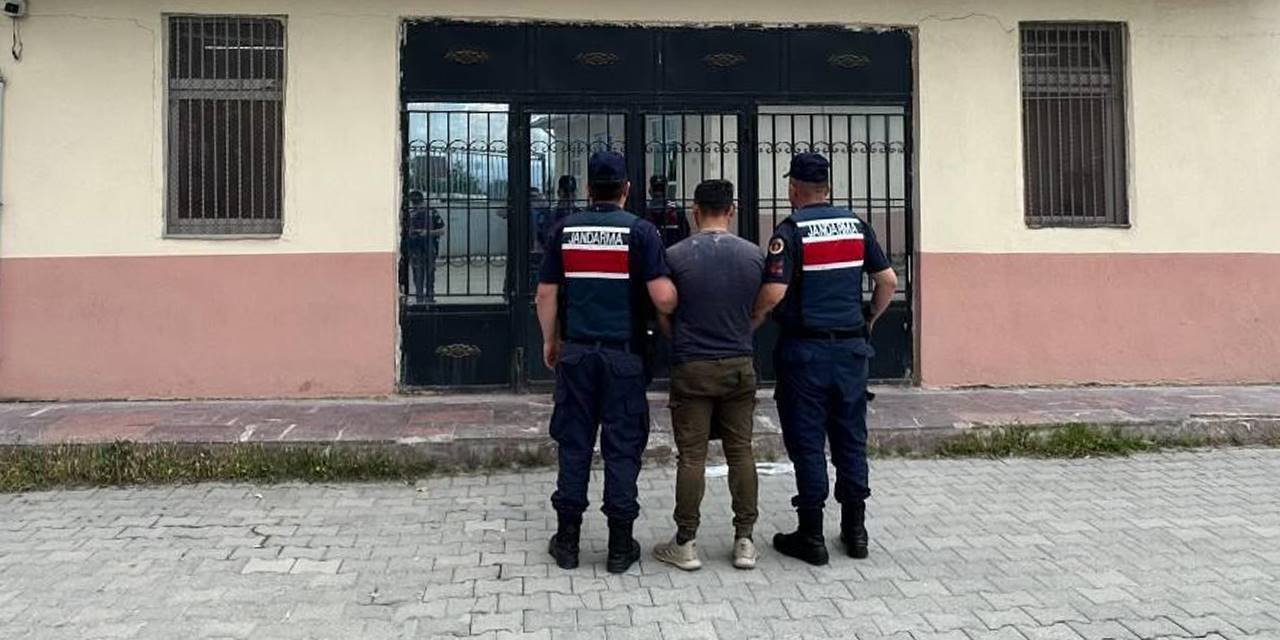 Jandarma ekipleri aranan hükümlüyü yakaladı