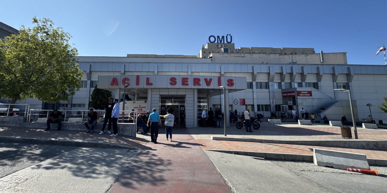 Denize giren genç boğulma tehlikesi geçirdi