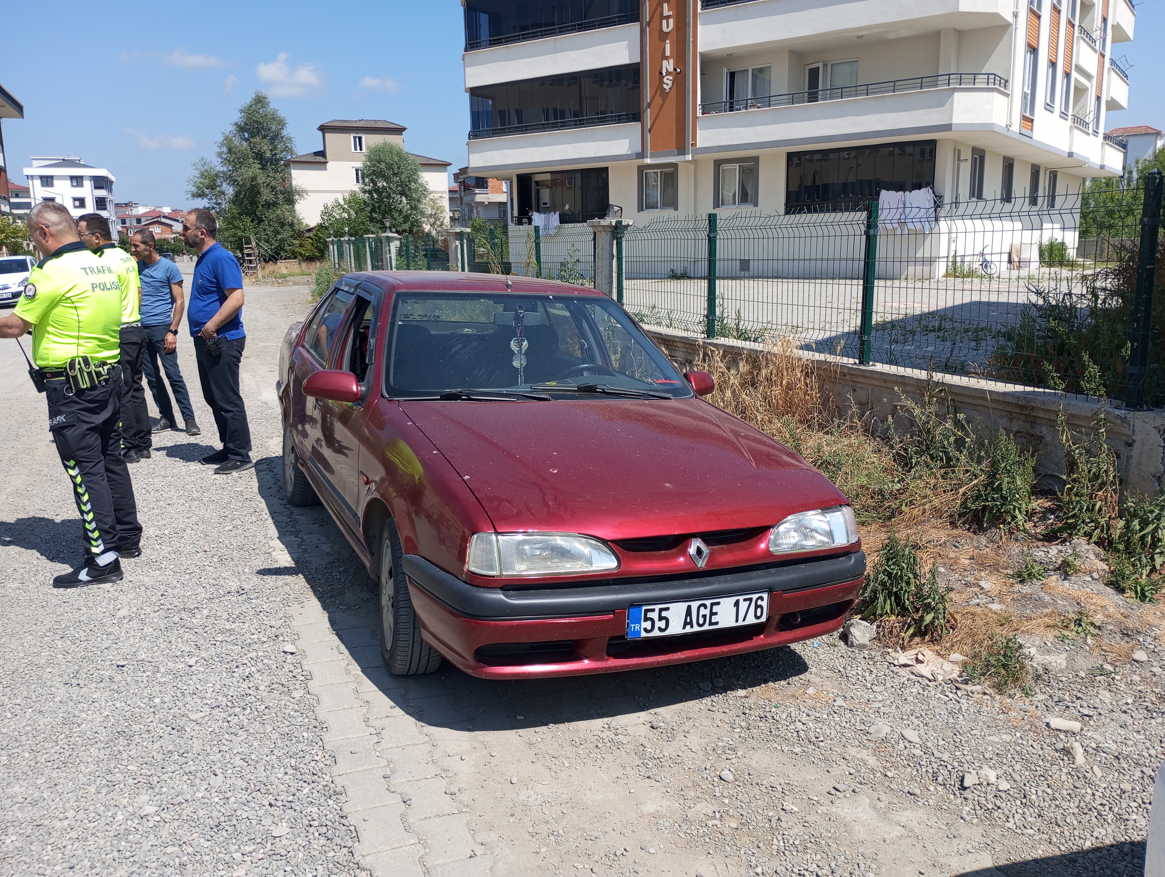 Otomobilin Çarptığı 10 Yaşındaki İlkokul Öğrencisi Yaralandı