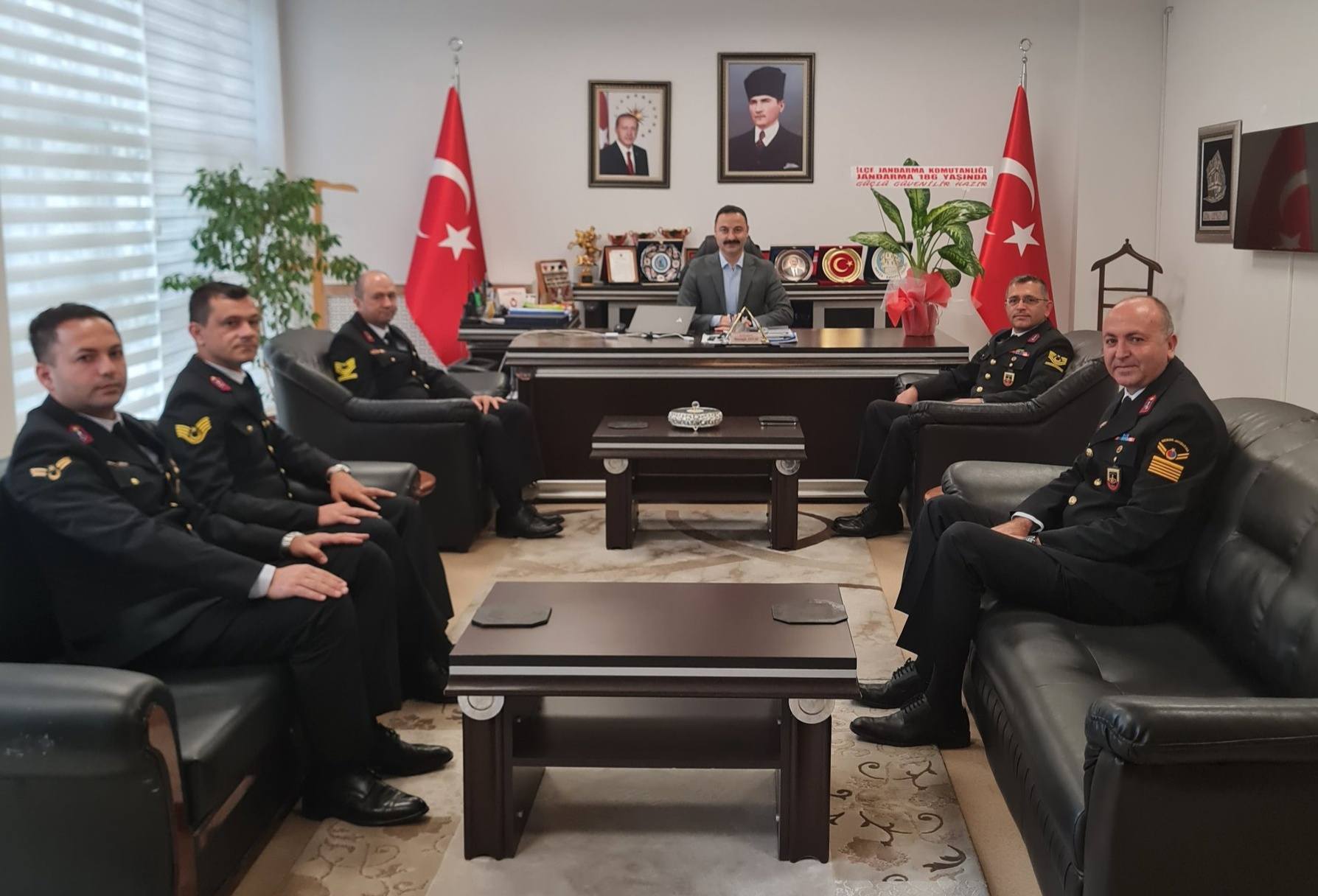 Havza Kaymakamı Ayvat’tan Jandarmaya Başarı Belgesi