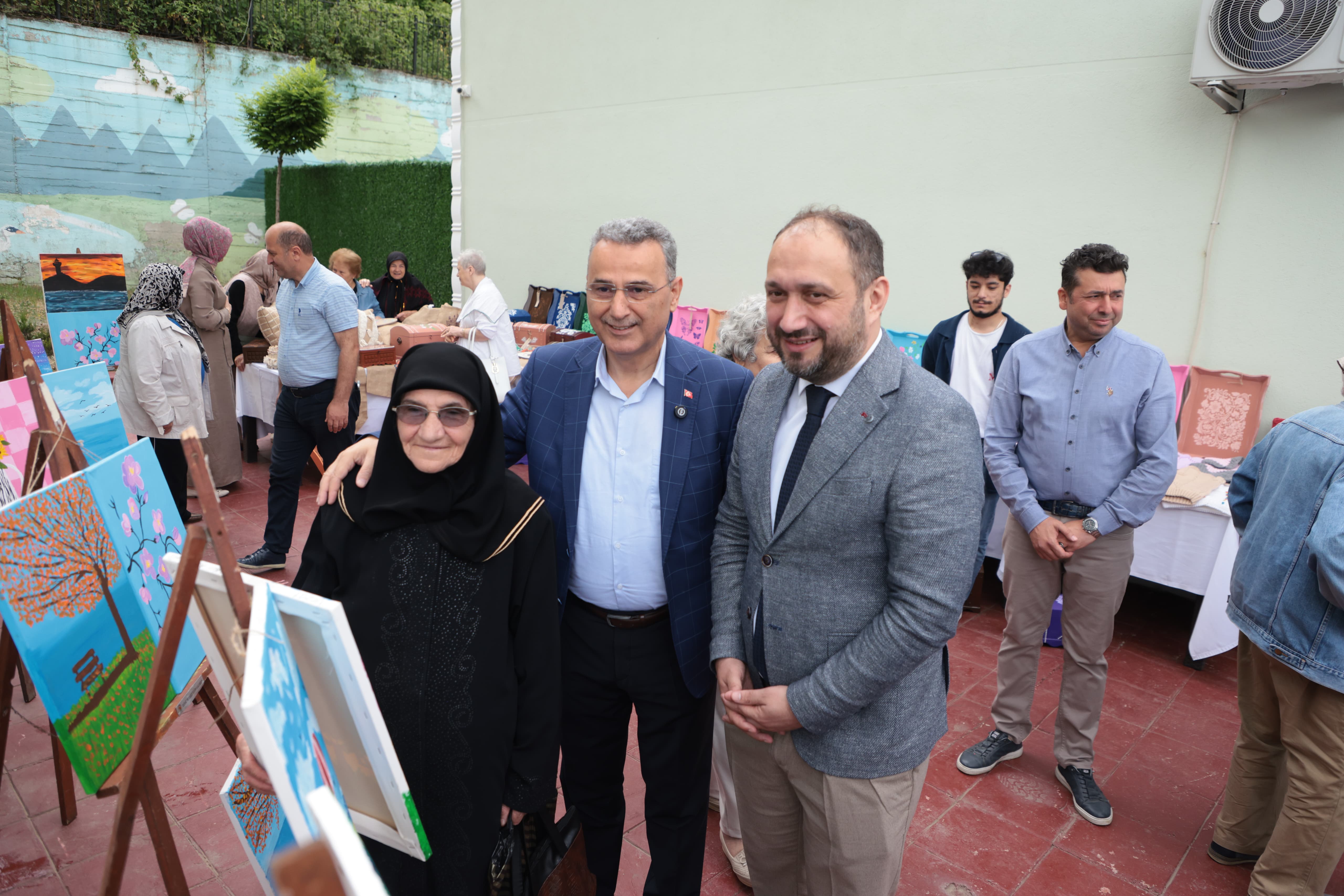 Aktif Yaşam Merkezi Sergisi Açıldı