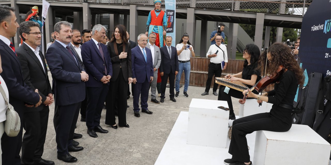 Samsun'da Türkiye Kültür Yolu Festivali başladı