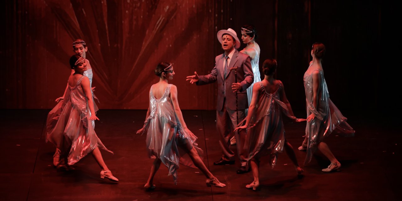 Singin' in the Rain müzikalinin Türkiye prömiyeri yapıldı
