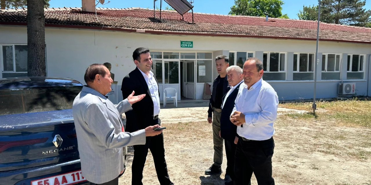 Vatandaşların sorunlarını dinledi