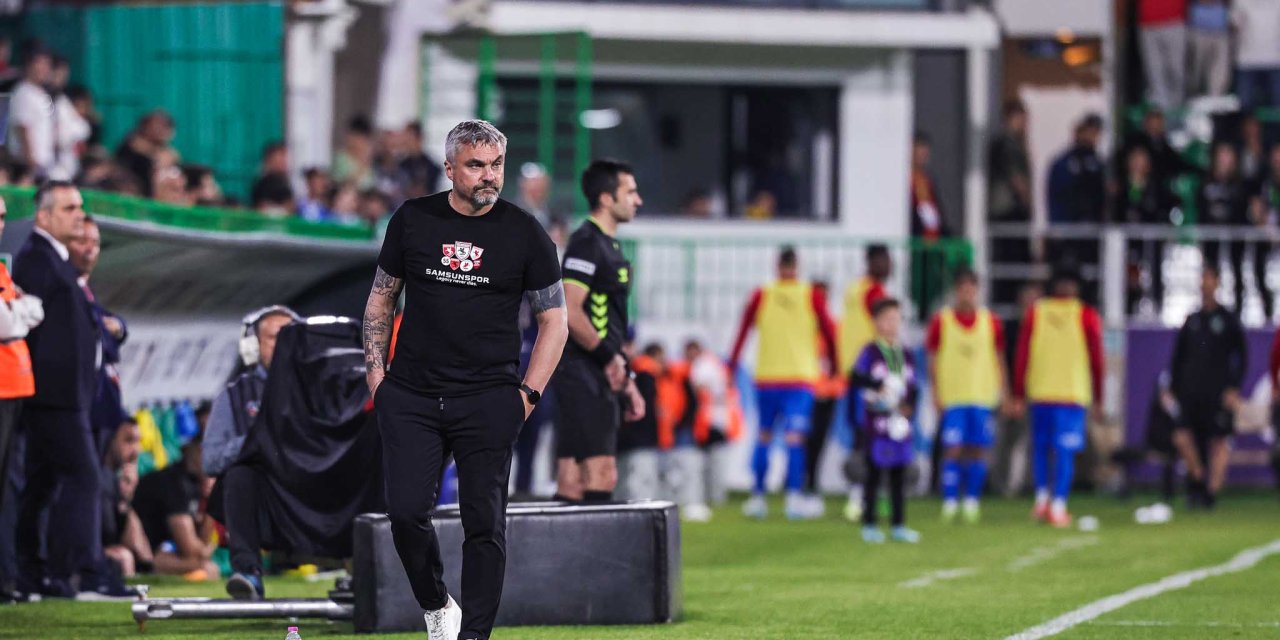 Reis'ın karnesi alkış aldı