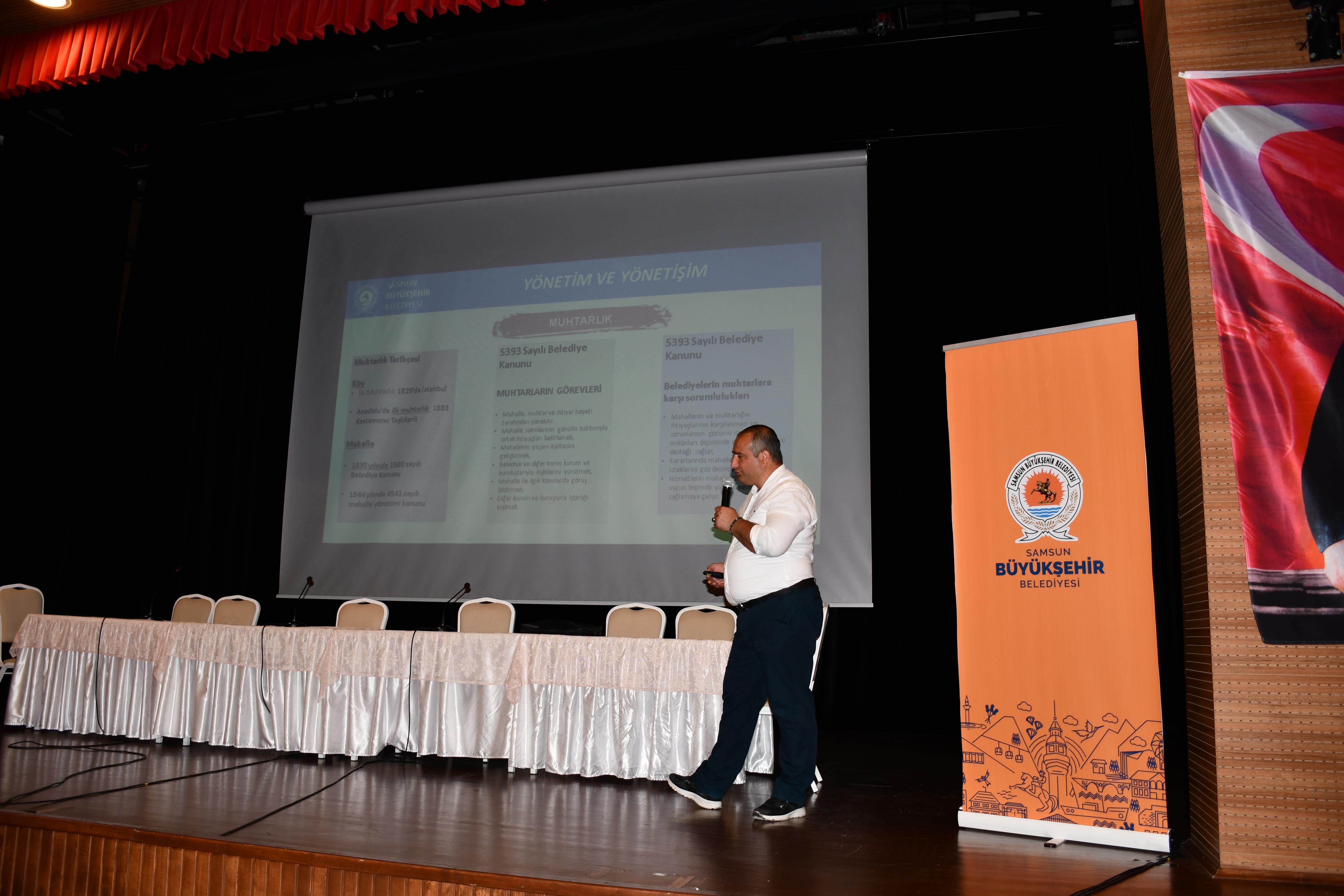 Vezirköprü’de Muhtarlara Yönelik Eğitim Programı