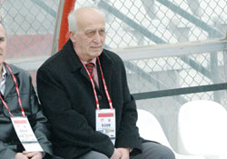 Balakçı'yı istifaya çağırdılar