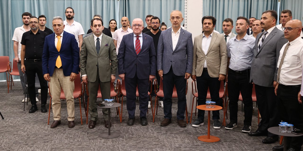 Yapay zeka yaz okulu tamamladı