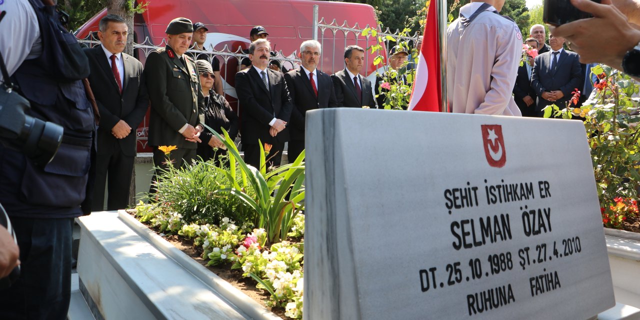 Samsun’da şehitlikler ziyaret edildi