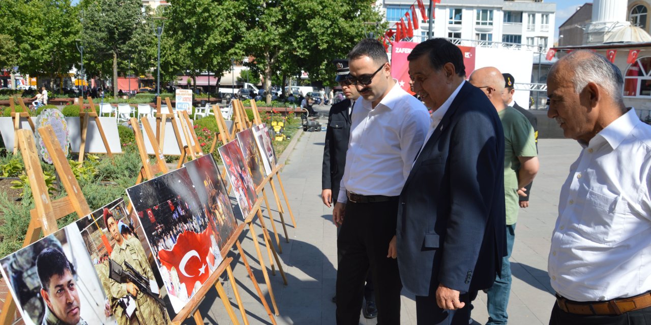Havza’da 15 Temmuz fotoğraf sergisi açıldı