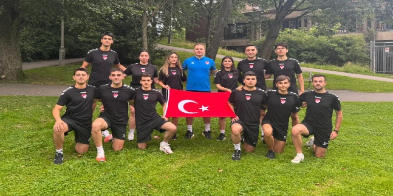 Genç hakemler Türkiye'yi temsil ediyor