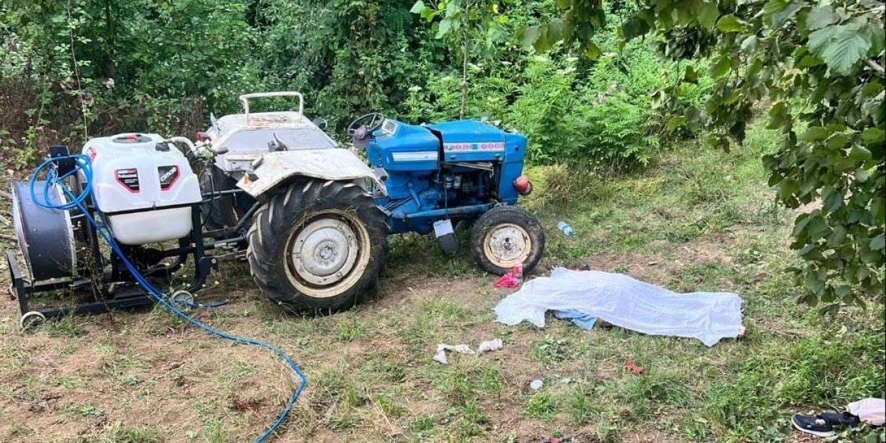 Devrilen traktörün sürücüsü hayatını kaybetti