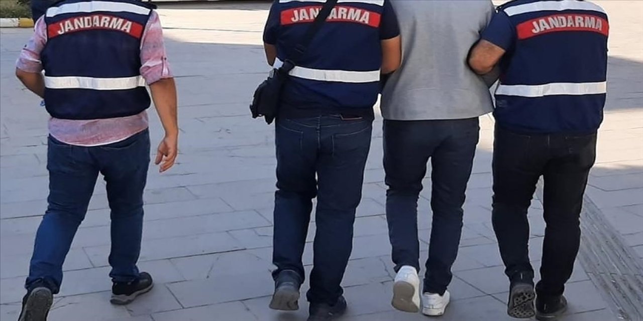 Kaçak ürünler satan şüpheli yakalandı
