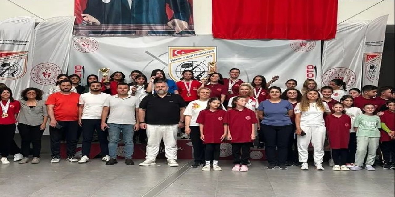 Genç Bayan Atıcılar Türkiye üçüncüsü oldu