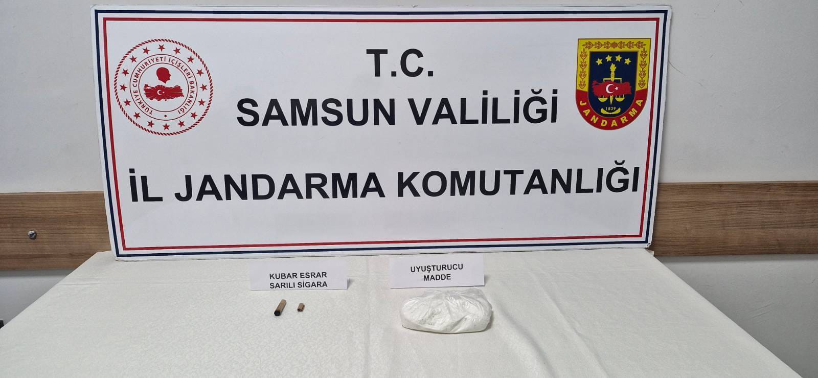 Samsun'da uyuşturucuyla yakalanan 3 kişiye gözaltı