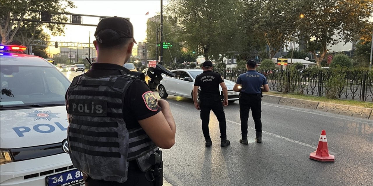 Huzur uygulamasında 773 kişi yakalandı