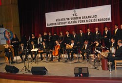 Konser büyüledi