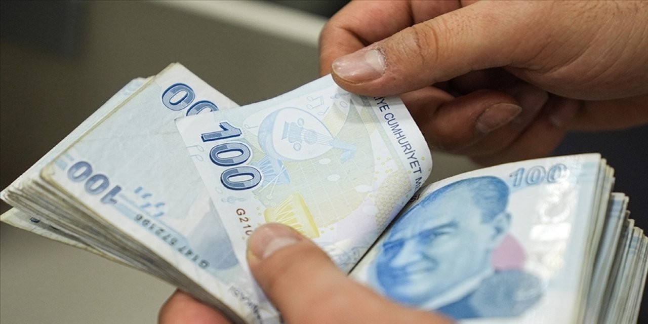 Yaşlı ve engelli aylıkları hesaplara yatıyor