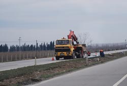 Karayolları aydınlatıyor