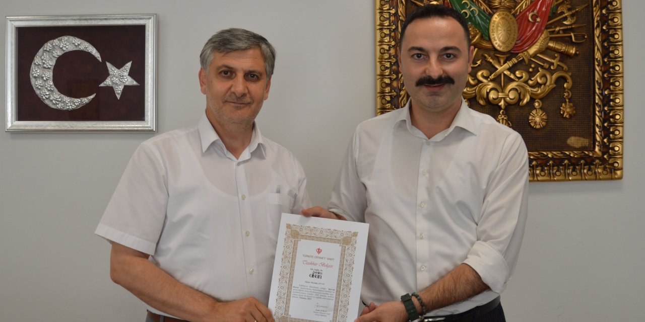 Kaymakam Ayvat'a teşekkür belgesi
