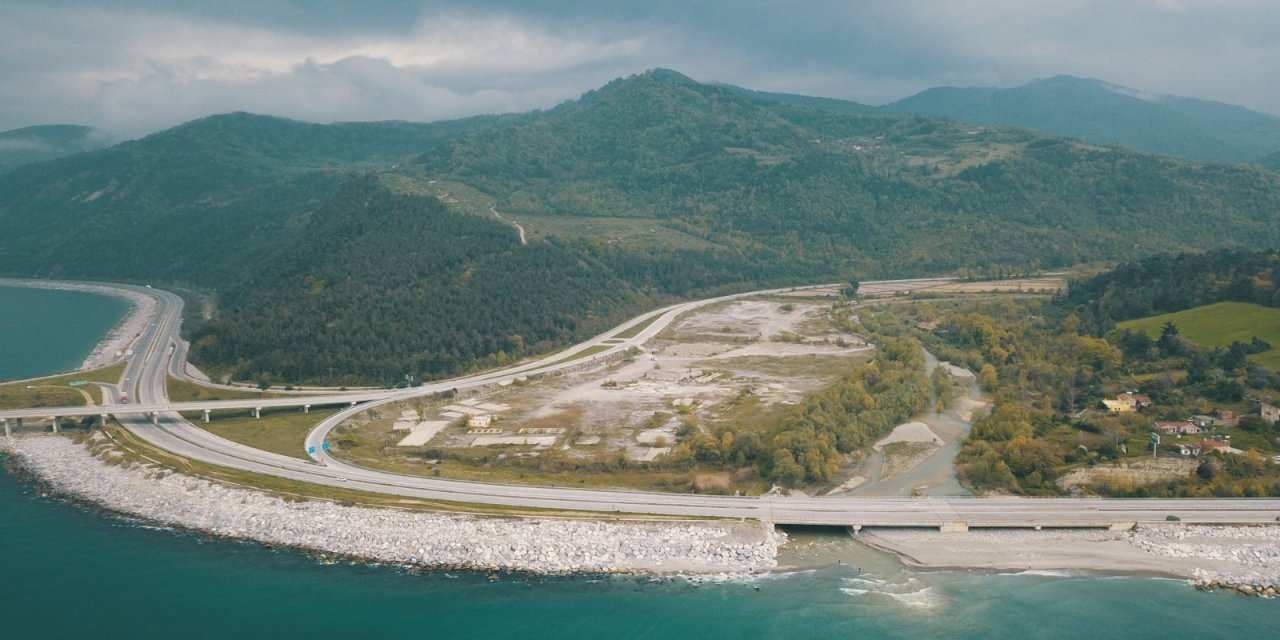 Yakakent OSB'de dere ıslah çalışmaları başladı