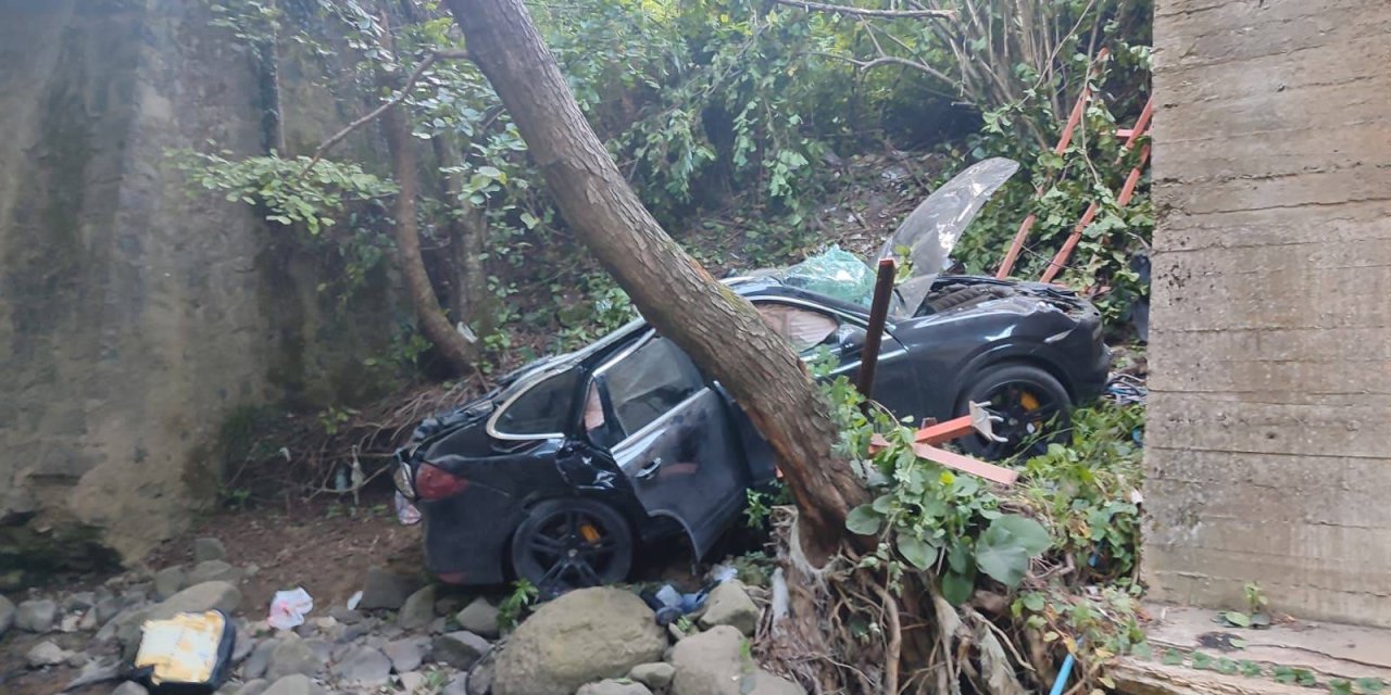 Trafik kazasında 1 çocuk hayatını kaybetti