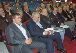 Yasaların sıkıntısını esnaf çekiyor