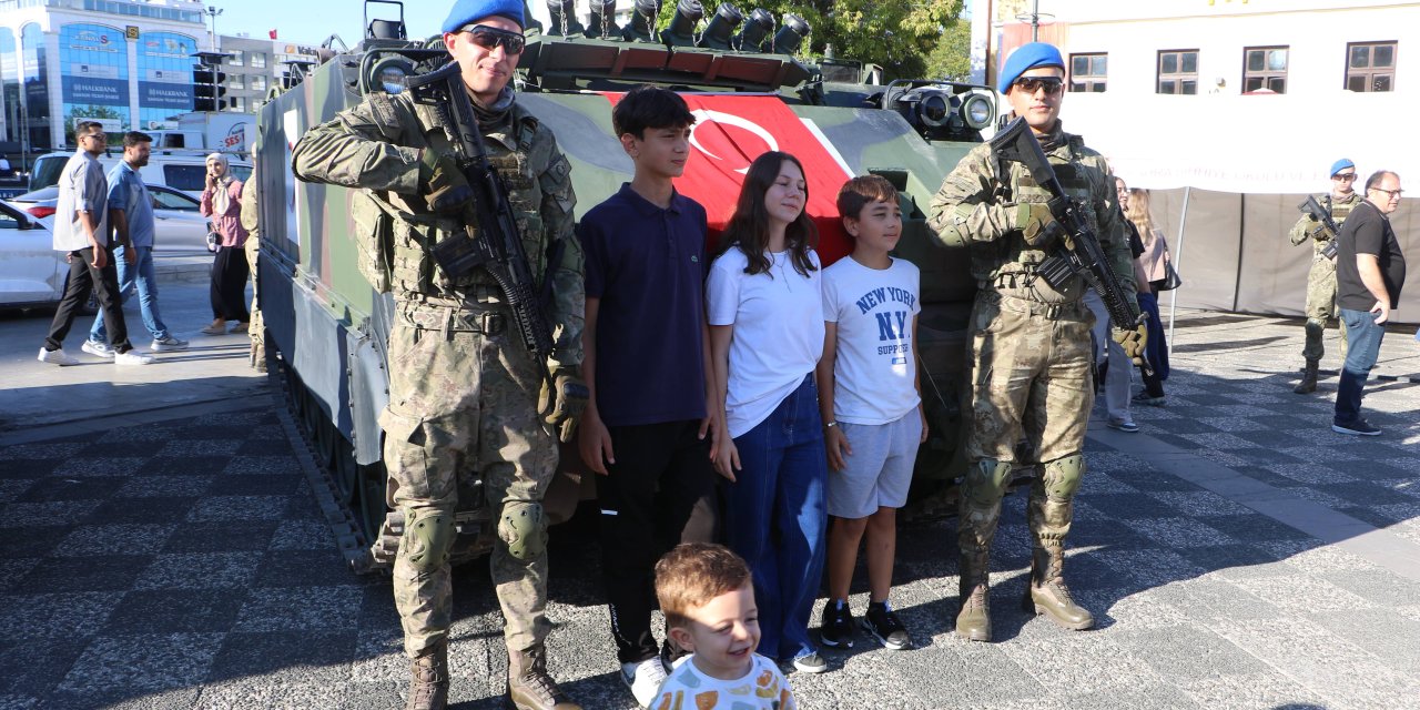 Samsun’da zırhlı askeri ambulanslar sergilendi