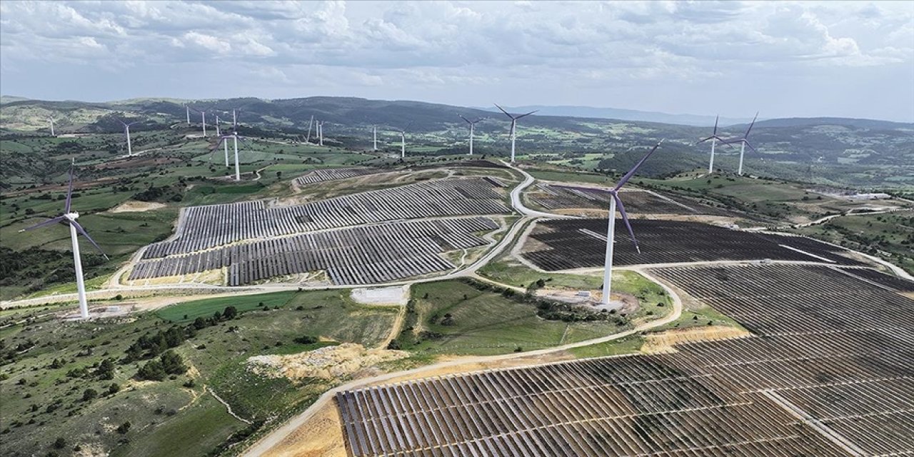Elektrik kurulu gücü 120 bin megavatı aştı