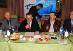 Kimse Yok mu Derneği kahvaltıda bir araya geldi