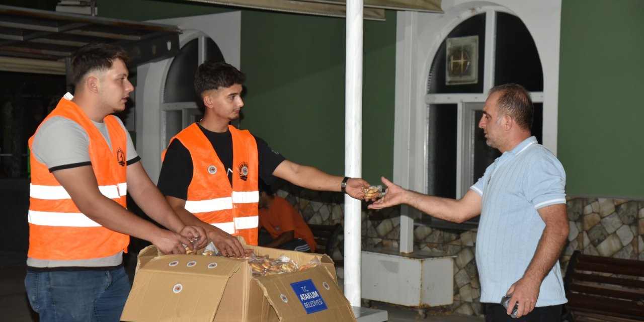 Atakum Belediyesinden kandil simidi ikramı