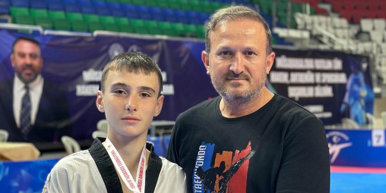 İlkadım Belediyesporlu Yusuf Demir Türkiye Şampiyonu